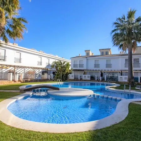 Adosado Con Jardin Y Piscina Palm 43 Holiday home