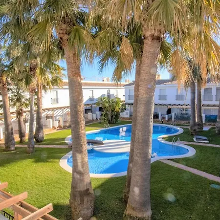 Adosado Con Jardin Y Piscina Palm 43 Holiday home